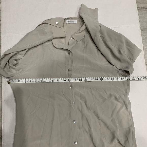 Everlane Silk Blouse - Picture 4 of 4